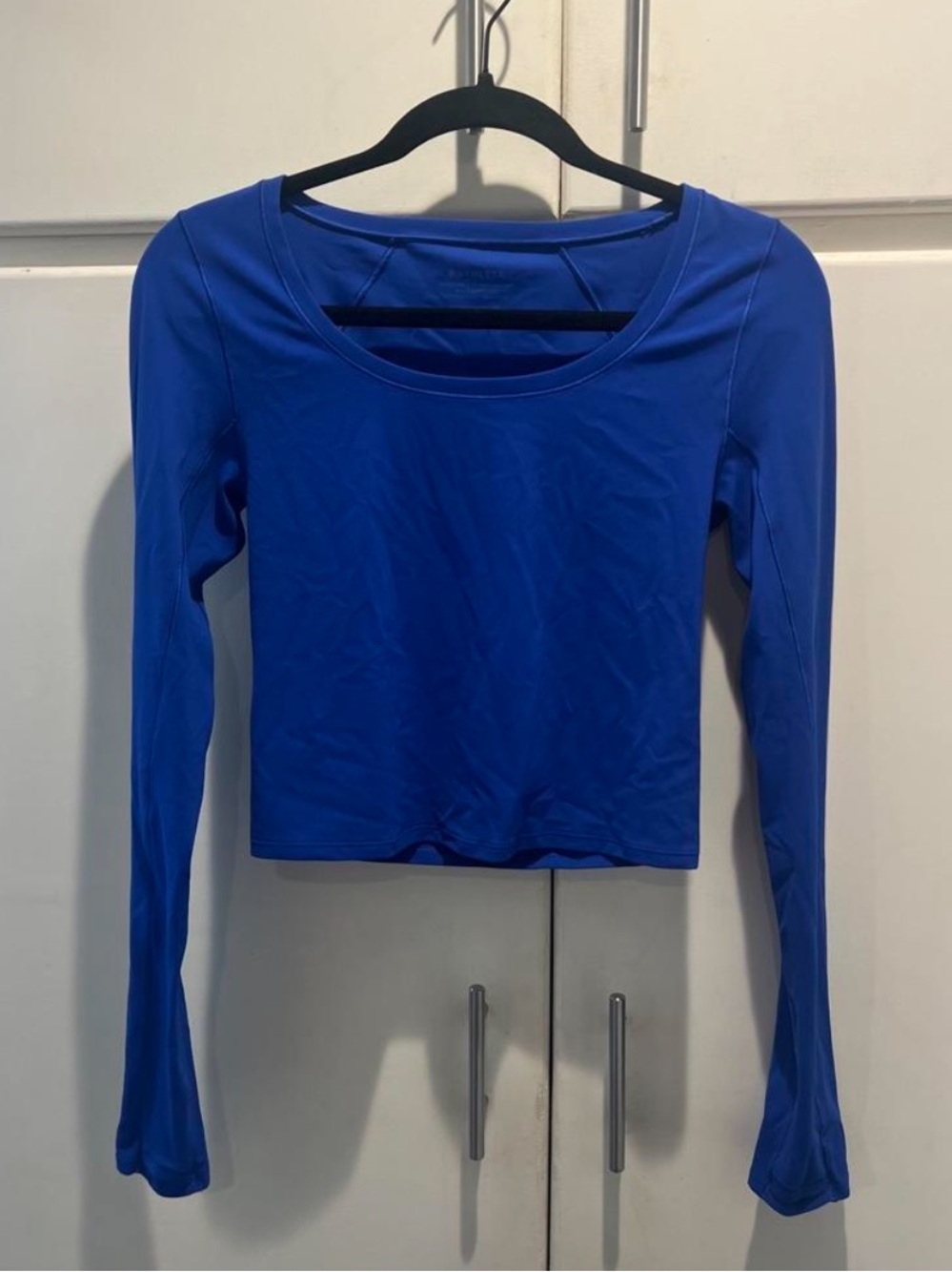 Athleta Long Sleeve Scoop Neck Women's Top in Royal Blue